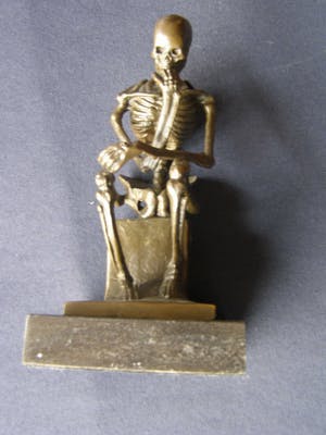 Curiosa - "Naar" de Denker Milo. kopen? Bied vanaf 1!