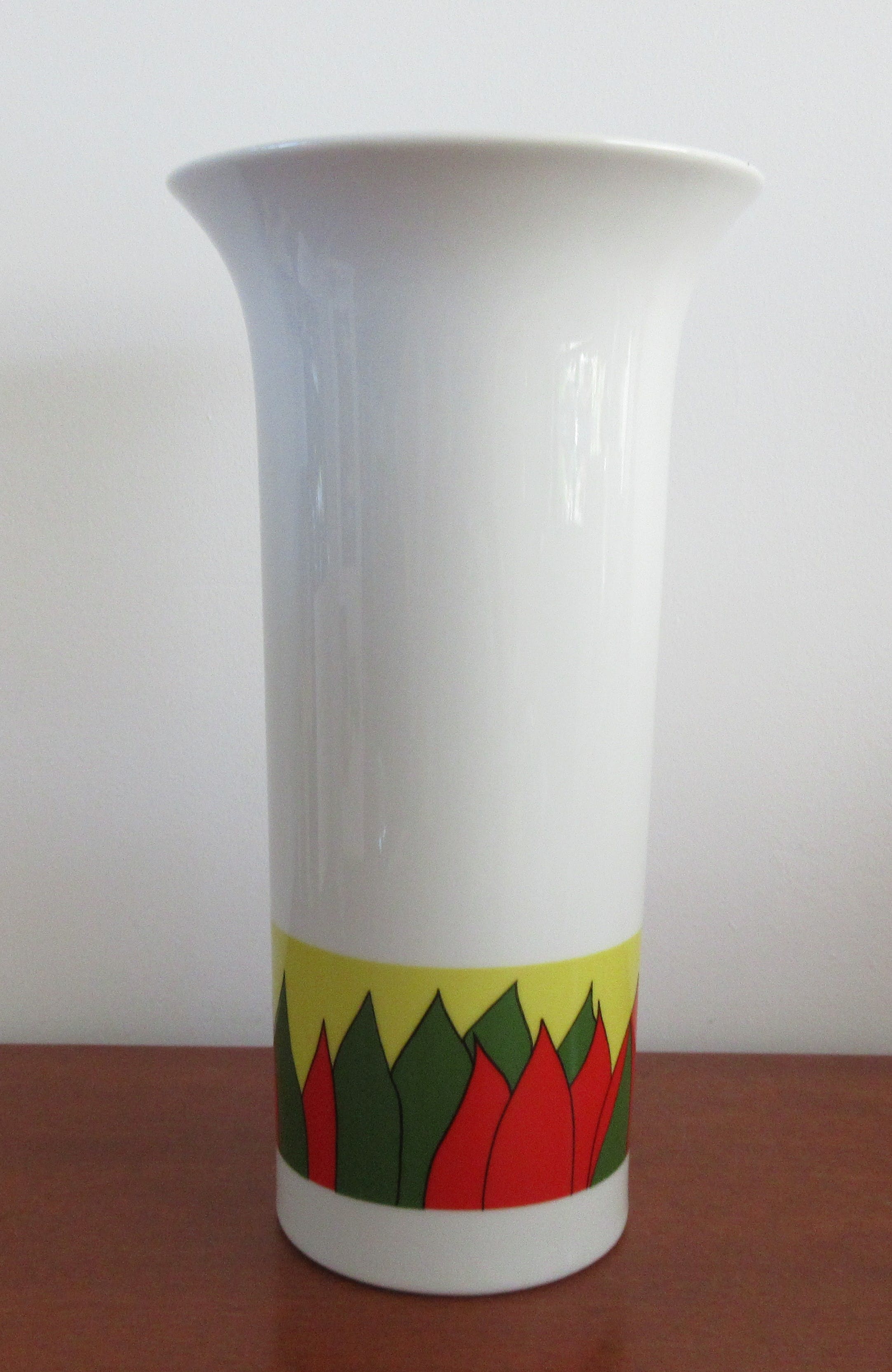 Waechtersbacher Keramik - Ysenburg Art Werk porseleinen design tulpenvaas kopen? Bied vanaf 19!