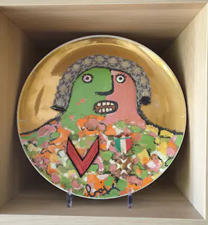 Enrico Baj - Porselein (Franco Pozzi) bord - " L'Ultimo dei Generali"- Diameter 31 cm kopen? Bied vanaf 495!