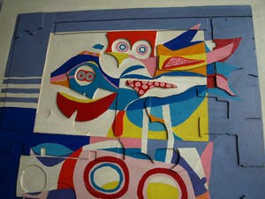 Peter Nieuwendijk - Houtreliëf, “Op 2 passen van mijn raam” – gesigneerd – 1967 kopen? Bied vanaf 150!