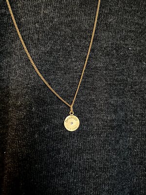 18kt gouden hanger+diamant, 1,28 gr (ketting wordt niet meeverkocht) kopen? Bied vanaf 60!