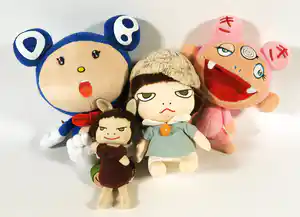 Takashi Murakami - en Yoshitomo Nara, - Lot van vier pluche collectibles verkocht voor € 150!