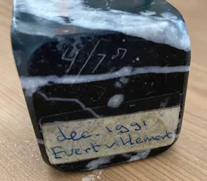 Evert van Hemert - Brons, Staande vrouw kopen? Bied vanaf 500!