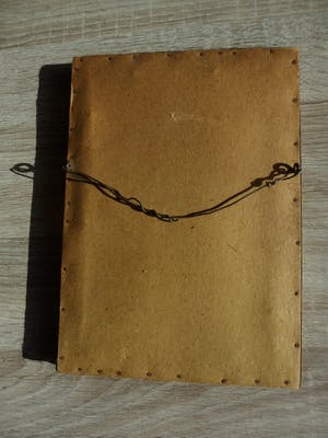 Niet of onleesbaar gesigneerd - Olieverf op paneel, Stilleven kopen? Bied vanaf 1!