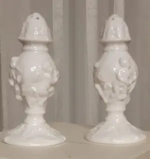 Henriette Syatauw - Peper- en zoutvat porselein kopen? Bied vanaf 1!