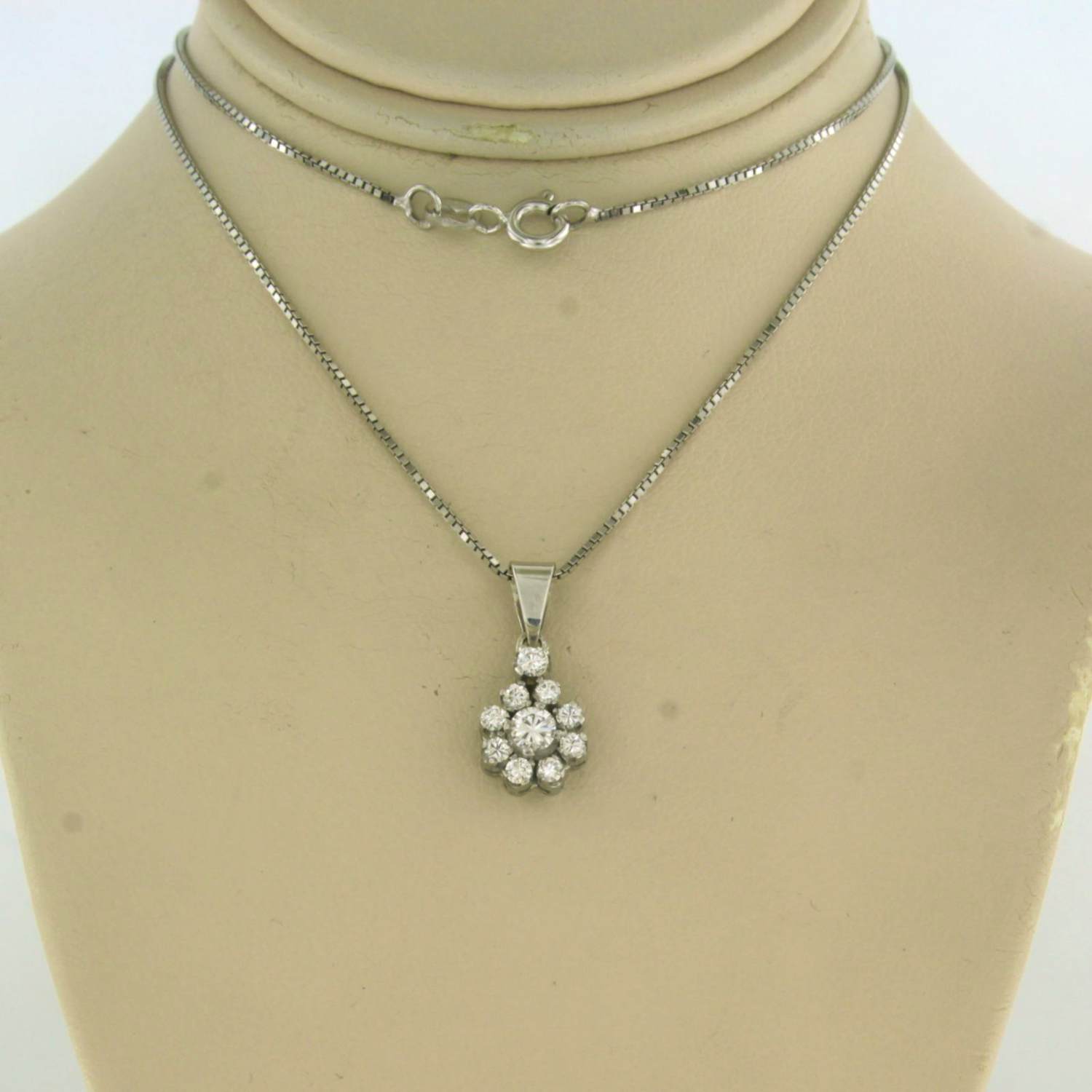 18k wit gouden collier en 14k gouden hanger met briljant geslepen diamant 0.50ct kopen? Bied vanaf 740!