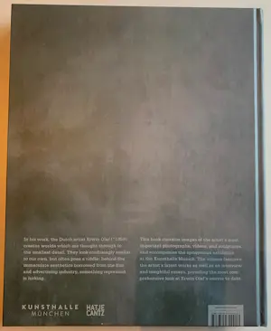 Erwin Olaf - Gesigneerd boek: Strange beauty kopen? Bied vanaf 250!
