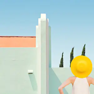 Mr Strange - Fijne dagen in Marbella kopen? Bied vanaf 80!