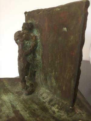 Brons (Onbekend) - Vrouw bij muur kopen? Bied vanaf 49!