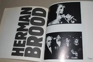 Herman Brood - 2 boeken Bart Chabot en 1x met fotografie Anton Corbijn en een kalender 2011 kopen? Bied vanaf 60!