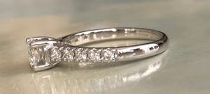 14 karaat witgouden ring met diamanten ca  0.36 ct kopen? Bied vanaf 400!