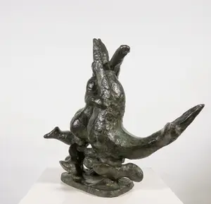 Nic Jonk - Dynamisch gepatineerd bronzen beeld, Vrouw met walvis kopen? Bied vanaf 1250!