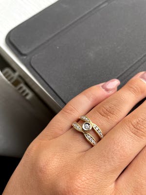 18kt gouden diamanten ring, maat 56,18,00, 6,98 gr kopen? Bied vanaf 380!