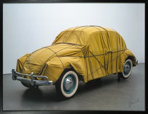 Christo - Offset, Wrapped Volkswagen - Ingelijst kopen? Bied vanaf 1!