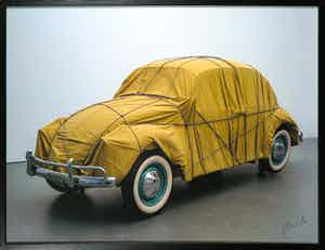 Christo - Offset, Wrapped Volkswagen - Ingelijst verkocht voor € 1!
