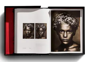 Albert Watson - KAOS - BABY SUMO, Collectors Edition kopen? Bied vanaf 1000!