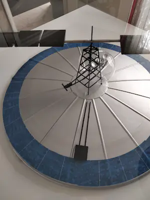 Panamarenko - vliegend eiland kopen? Bied vanaf 1999!