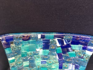 Niet of onleesbaar gesigneerd - Schitterend handgemaakt schaaltje kopen? Bied vanaf 10!