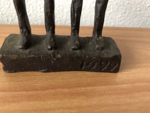 Jos Gielen - Massief bronzen beeld "VRIENDEN " kopen? Bied vanaf 65!