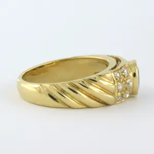 18k gouden ring met saffier en briljant geslepen diamant tot. 0,25ct kopen? Bied vanaf 525!