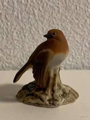 AcheterReal Fabbrica Capodimonte - 8 stuks Vogelsculpturen, Biscuit (ongeglazuurd) Porselein? Enchérissez de 85!