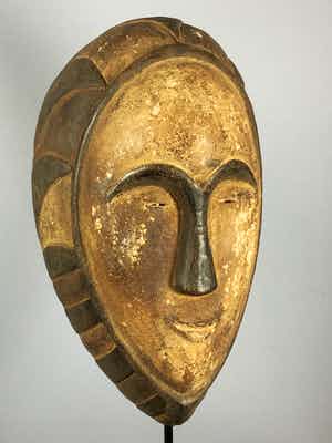 Eket - 210115 - Old Tribal used African Nigwria Eket mask - Nigeria. verkocht voor € 45!