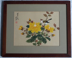 Niet of onleesbaar gesigneerd - Acryl op doek , Japan , Gele bloemen met vogel – ingelijst kopen? Bied vanaf 1!