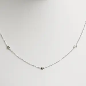 AcheterDiamanten halsketting? Enchérissez de 565!