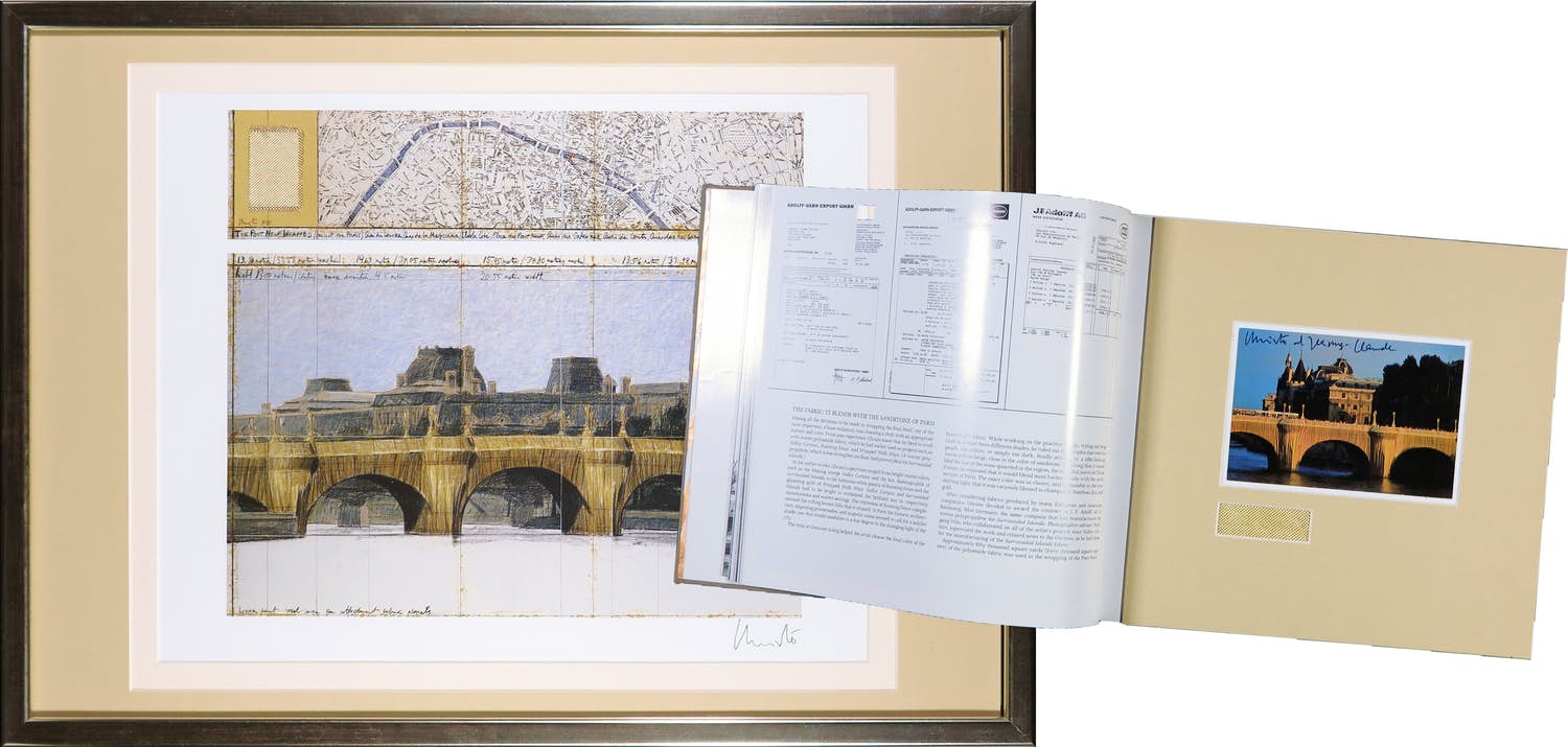 Christo - Gesigneerd, The Pont Neuf Wrapped met stofmonster - Ingelijst + Gesigneerd boek! verkocht voor € 750!