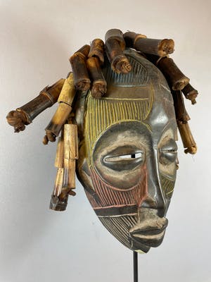 Chokwe - African mask from the Chokwe - Angola. kopen? Bied vanaf 45!