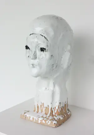 Johan Tahon - Sculptuur (keramiek, glazuur), Zonder titel kopen? Bied vanaf 1500!