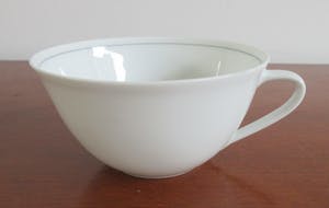 Hutschenreuther - Vijf kop- en schotels Maxim's Paris decor Marquis ontwerp Pierre Cardin kopen? Bied vanaf 25!