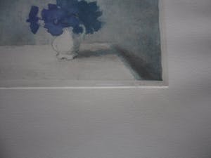 Mart Kempers - Litho, titel, "Vaasje met blauwe bloemen". kopen? Bied vanaf 35!