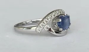 ALGT-gecertificeerde ring van witgoud met 1,85 karaat Ceylon saffier en diamant kopen? Bied vanaf 1400!