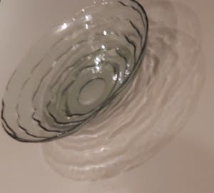 Niet of onleesbaar gesigneerd - Zeer grote glazen schaal kopen? Bied vanaf 1!