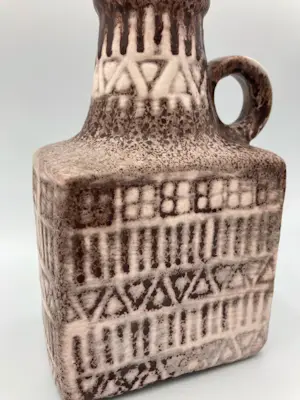 Bodo Mans - Iconische Bay-vaas by Bodo Mans, West-Duitsland vintage jaren 60 kopen? Bied vanaf 75!