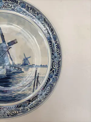 Porceleyne Fles - wandbord met molen (Kinderdijk?) kopen? Bied vanaf 10!