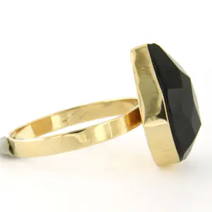 BWG gele ring bezet met granaat - ringmaat 18 (57) kopen? Bied vanaf 200!