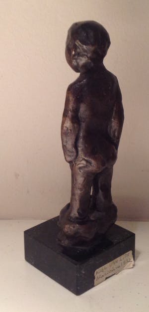 Nel van Lith - Jongetje met afgezakte broek kopen? Bied vanaf 150!