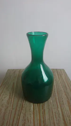 Max Verboeket - Smaragd groene karaf (Antiqua serie jaren '60) kopen? Bied vanaf 1!