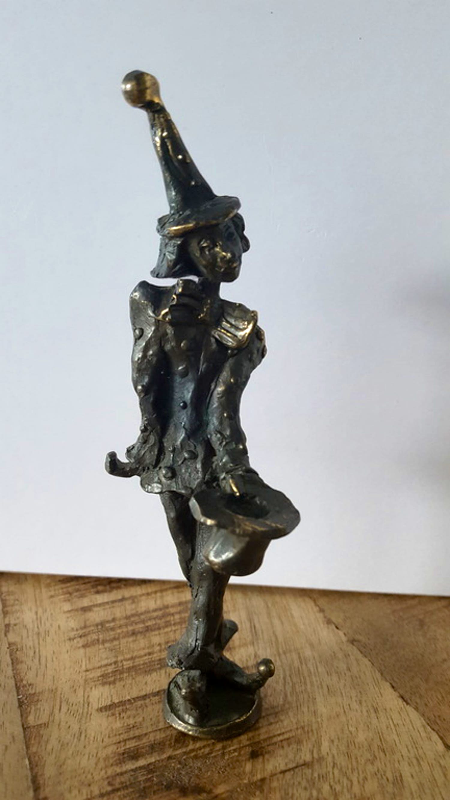 Corry Ammerlaan - Bronzen beeldje 17cm, Clown met hoed kopen? Bied vanaf 1!