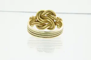 59 - Robuuste 18 krt gouden Surinaamse mattenklopper met doorlopend "touw" kopen? Bied vanaf 520!