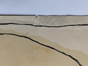 Mark Brusse - kleurenzeefdruk - 'De rode kom' - 1995 (Zie conditie) kopen? Bied vanaf 1!