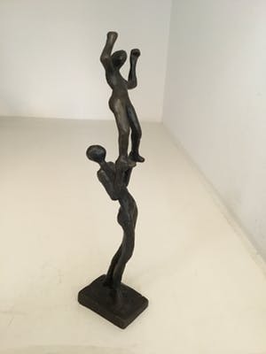 Corry Ammerlaan - Sculptuur “ Hogerop “ kopen? Bied vanaf 30!