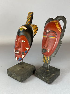 Yoruba - 2 African Yoruba passport masks - Nigeria. kopen? Bied vanaf 15!