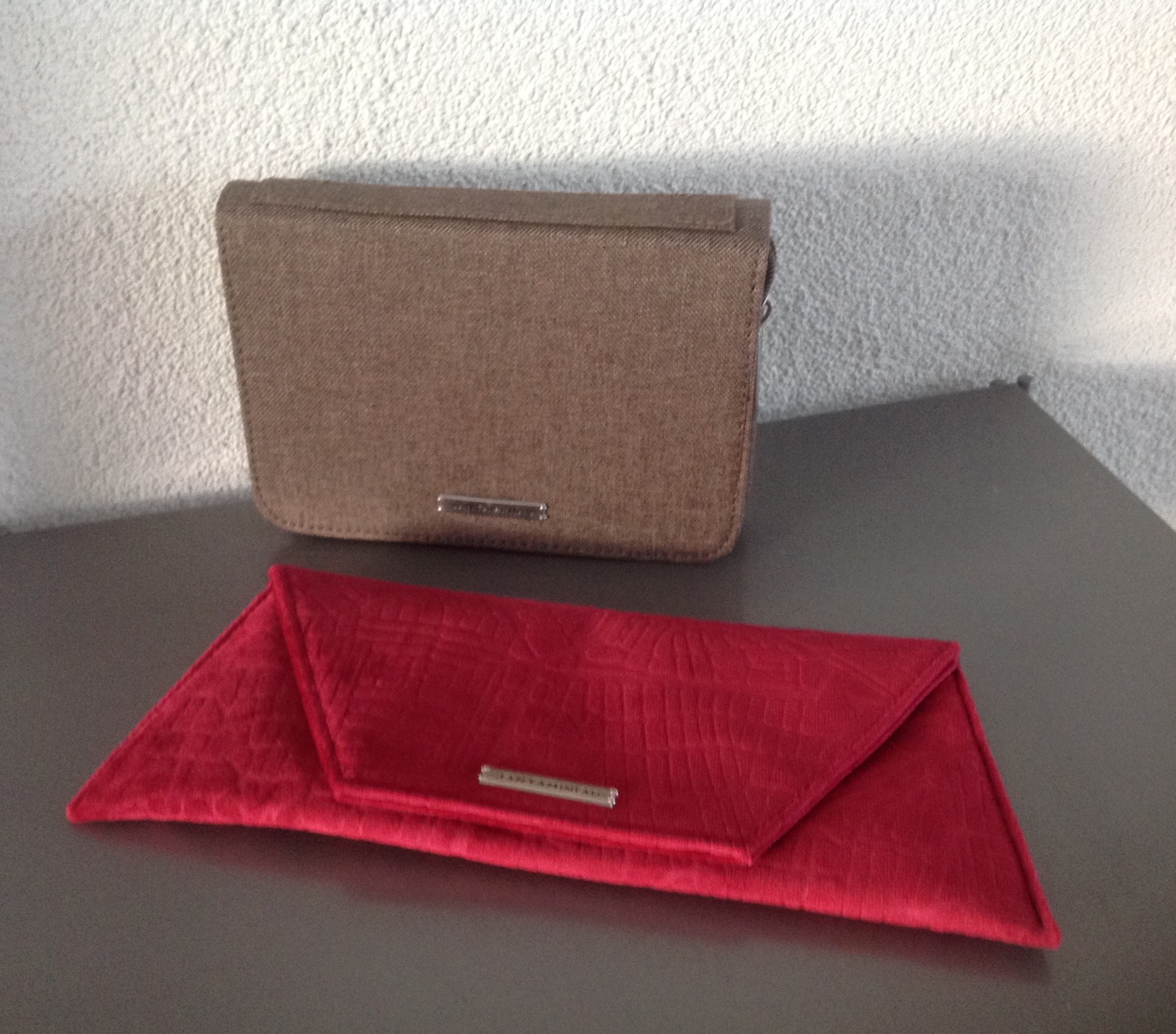 Jan Taminiau - KLM - etui en KLM - enveloptasje verkocht voor € 18!