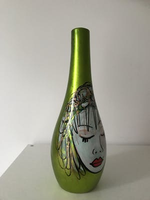 Marianne Bey - Lady in Green kopen? Bied vanaf 40!