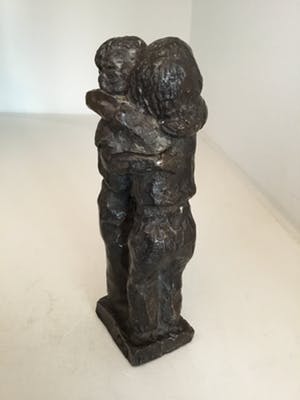 Corry Ammerlaan - Sculptuur “ Vriendschap “ kopen? Bied vanaf 45!