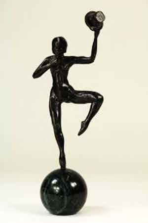 Frans van Straaten - brons: clown met masker verkocht voor € 395!