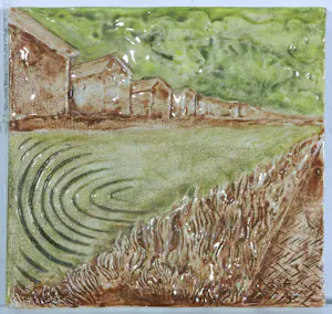 Chris Dagradi - Keramiek wandobject, Tegel met rivier en huizen kopen? Bied vanaf 100!